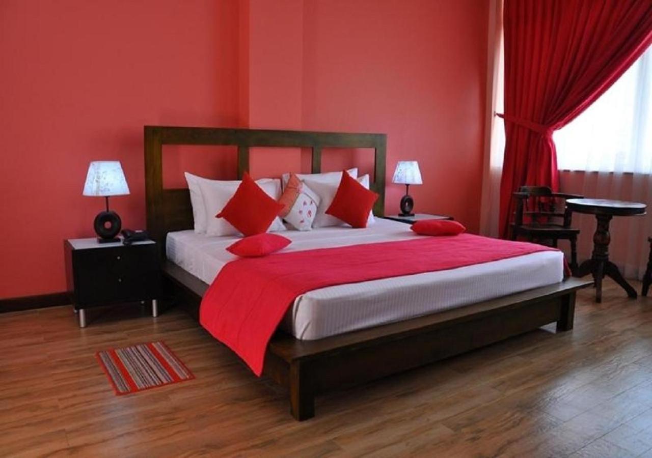 Hotel East Lagoon Батикалоа Екстериор снимка