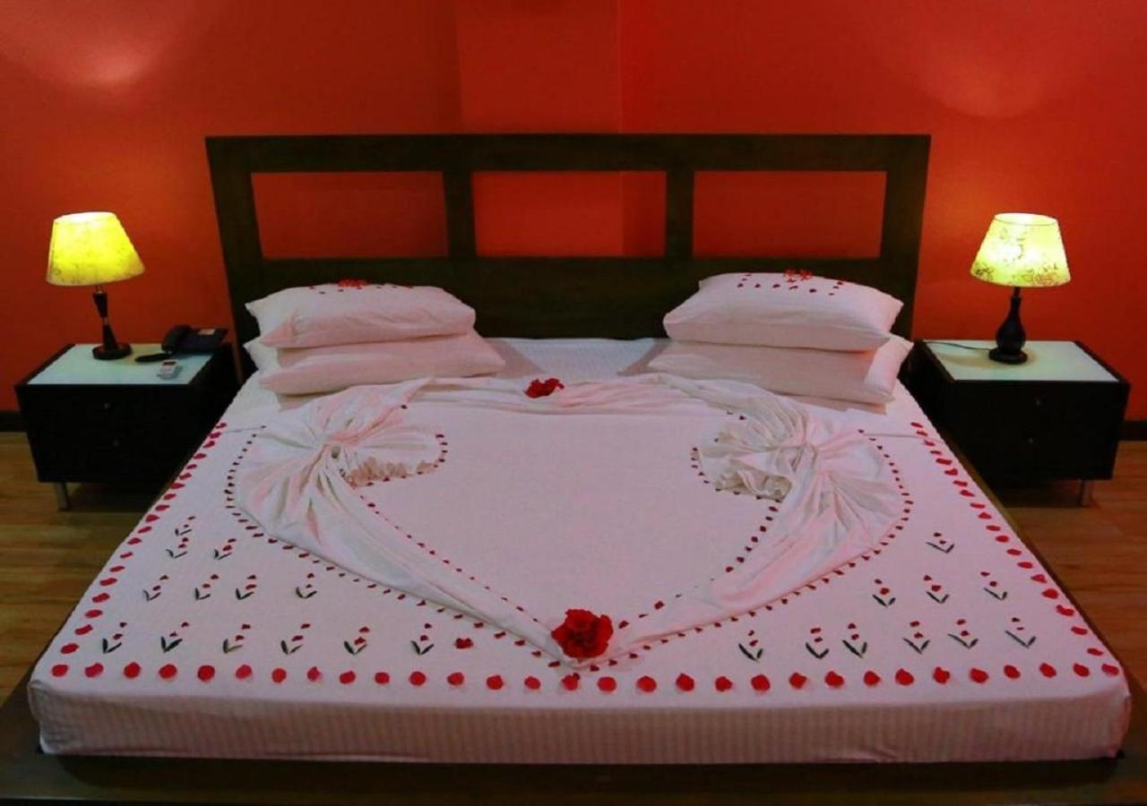 Hotel East Lagoon Батикалоа Екстериор снимка