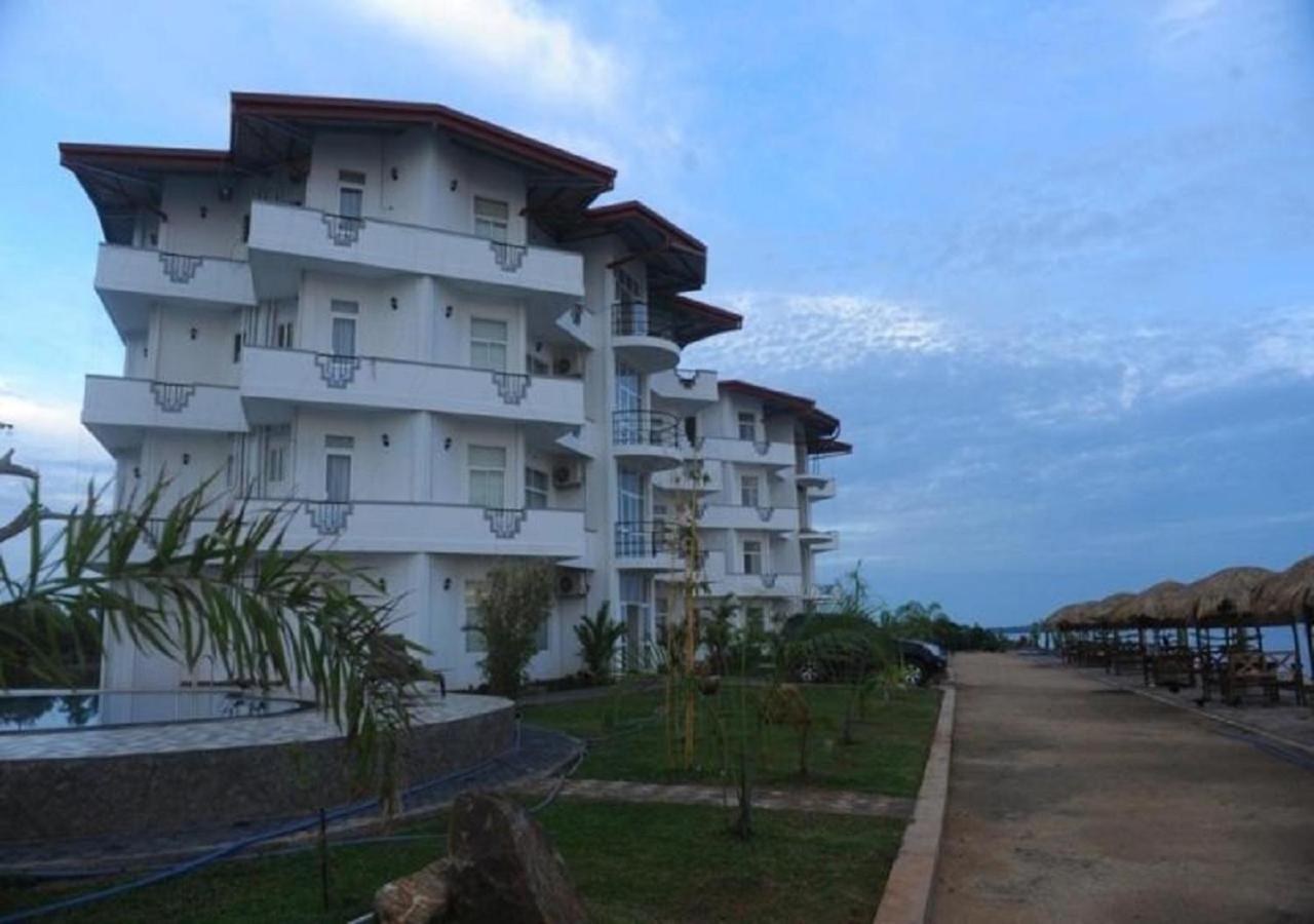 Hotel East Lagoon Батикалоа Екстериор снимка
